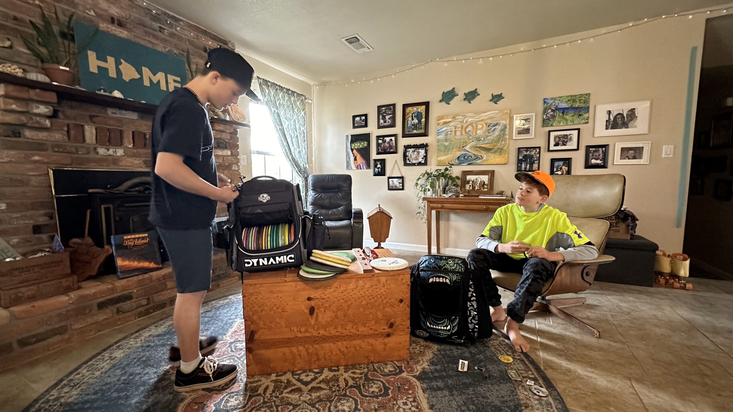 Abraham Johnson discussing disc golf